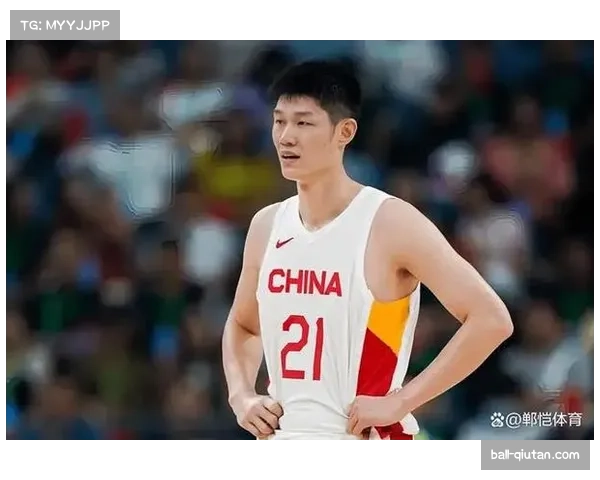 胡金秋封盖詹姆斯后遭碰撞 三年前类似场景角色互换